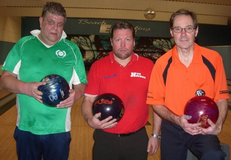 Description: C:\Users\Stefan\Documents\Bowling\ekenasbowling-www\tavlingar\forbundsmasterskap\09\m-b.jpg